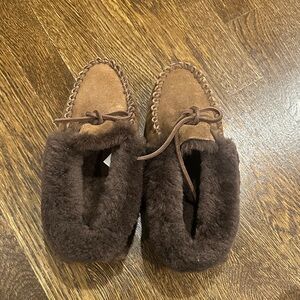 LL Bean Chocolate Moccasin Slippers with Fur Lining